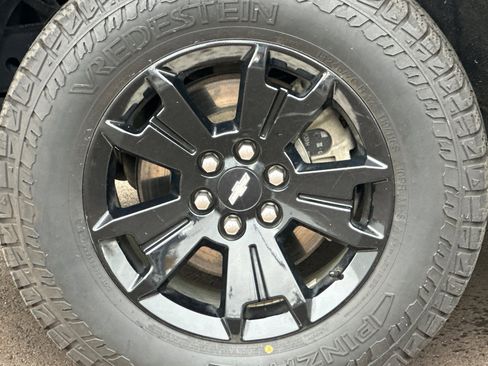 Used 2021 Chevrolet Colorado Z71 w/ Z71 Midnight Edition image 26