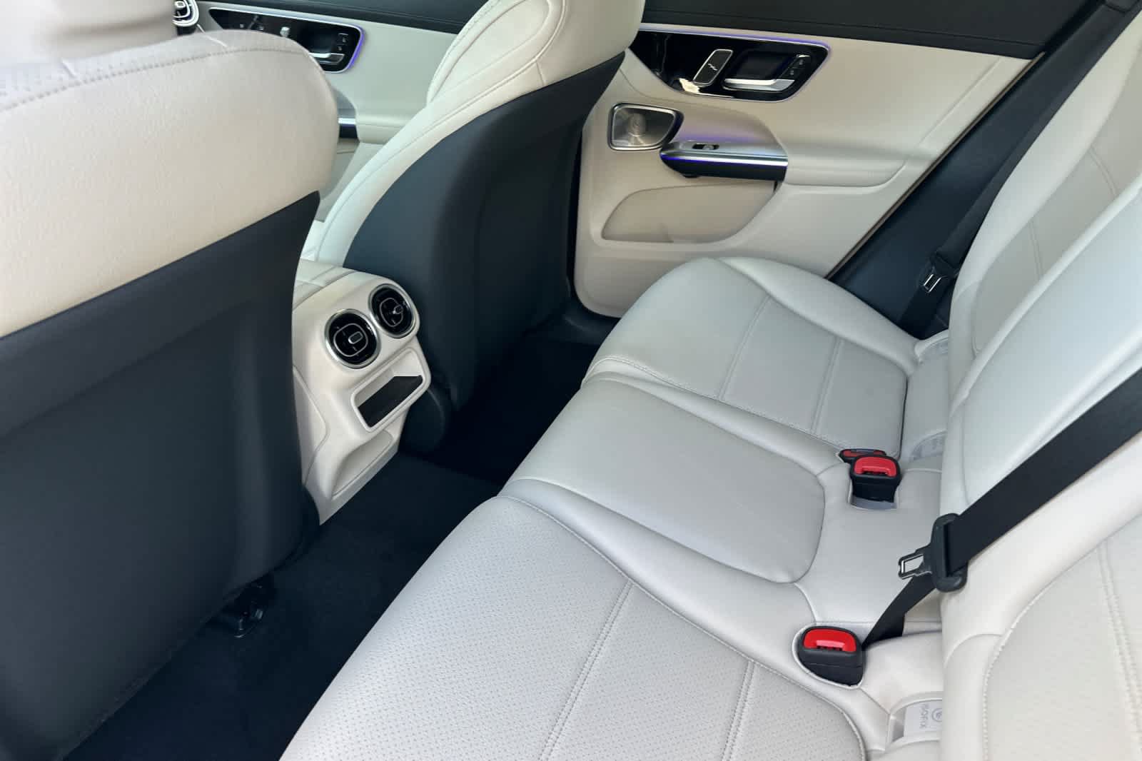 New 2027 Mercedes-Benz GLC 300 image 11