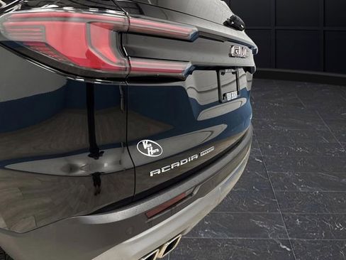 Used 2024 GMC Acadia Elevation w/ Trailering Package image 36