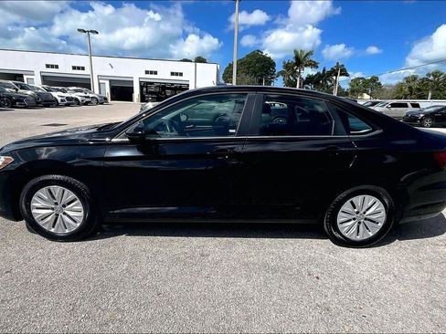 Used 2019 Volkswagen Jetta S w/ Driver Assistance Package FWD image 8