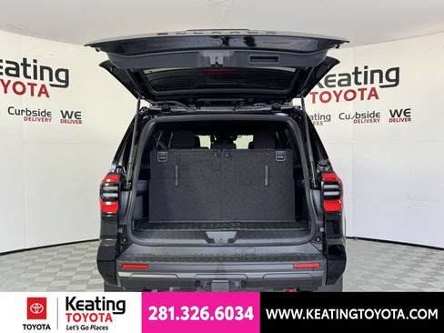 New 2026 Toyota 4Runner SR5 RWD image 11