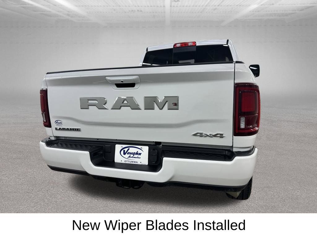 Used 2026 RAM 2500 Laramie AWD/4WD image 12