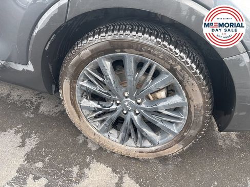 Certified 2021 Kia Telluride SX w/ SX Prestige Package AWD/4WD image 2