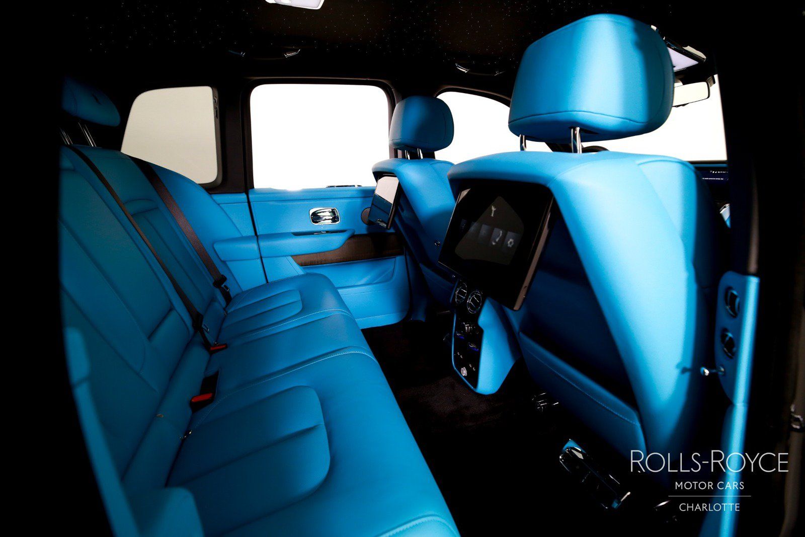 New 2027 Rolls-Royce Cullinan AWD/4WD image 30