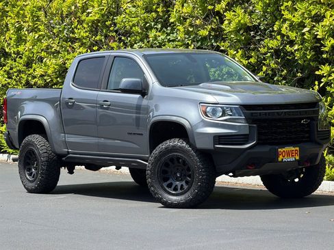 Used 2022 Chevrolet Colorado ZR2 AWD/4WD image 2