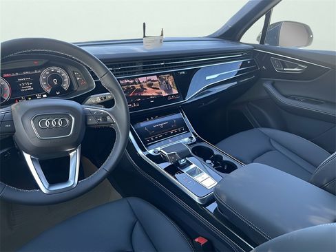 New 2025 Audi Q7 3.0T Premium Plus image 26