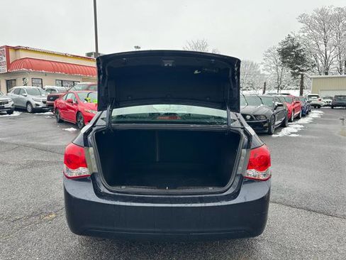Used 2015 Chevrolet Cruze LT w/ Technology Package image 15
