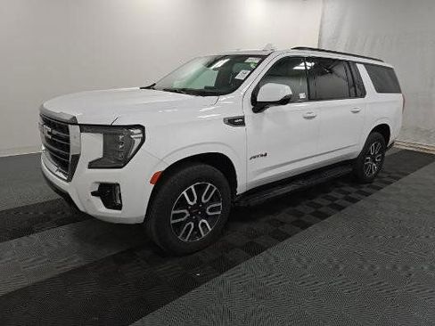 Used 2023 GMC Yukon XL AT4 AWD/4WD image 5
