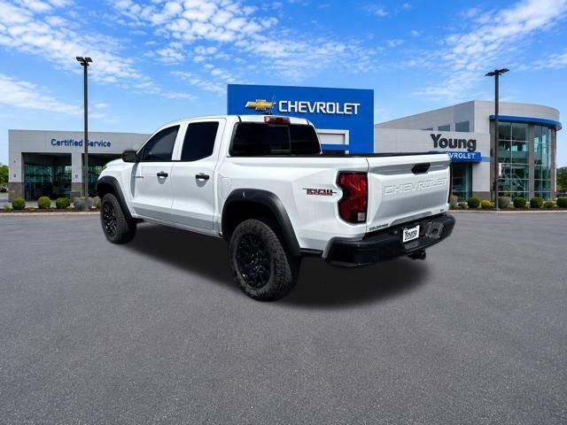 Used 2025 Chevrolet Colorado Trail Boss AWD/4WD image 5