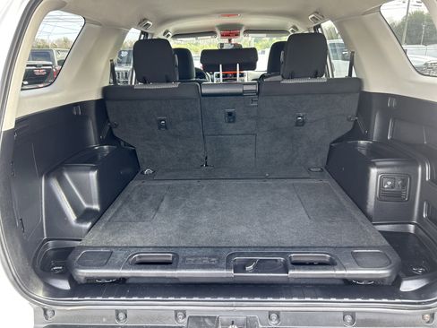 Used 2017 Toyota 4Runner SR5 image 43