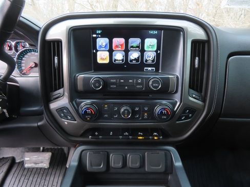 Used 2018 Chevrolet Silverado 1500 High Country image 23