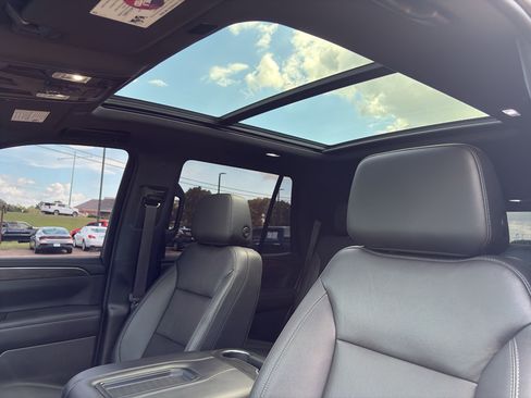 Used 2023 Chevrolet Tahoe Z71 w/ Luxury Package AWD/4WD image 36