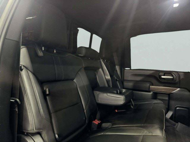 Used 2020 Chevrolet Silverado 2500 High Country w/ Technology Package AWD/4WD image 37