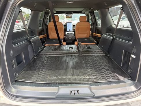 Used 2023 Ford Expedition Max Platinum RWD image 44