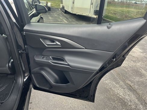 New 2026 Chevrolet Equinox EV LT image 27