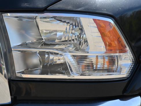 Used 2018 RAM 2500 Big Horn image 8