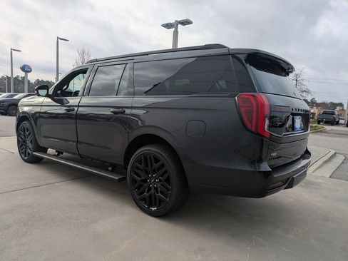 New 2026 Ford Expedition Max Platinum image 6