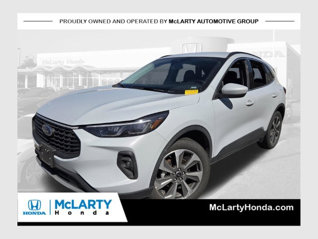 Used 2025 Ford Escape Platinum AWD/4WD 360° Tour