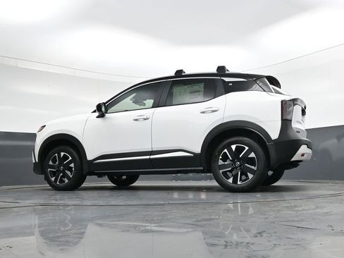 New 2026 Nissan Kicks SV w/ SV Premium Package AWD/4WD image 36