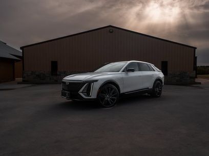 New 2024 Cadillac Lyriq Sport w/ Nappa Leather Package