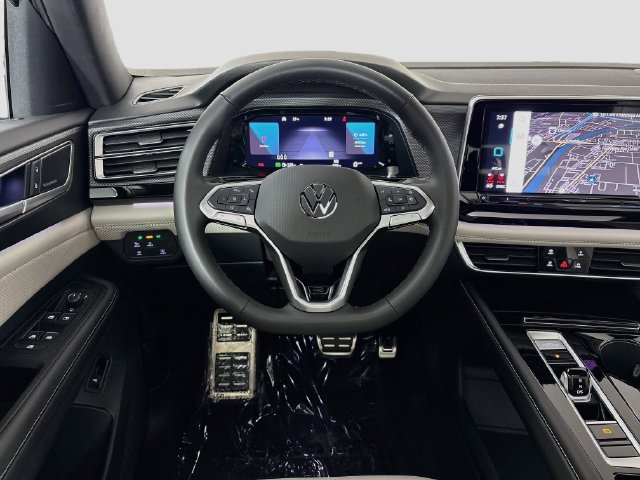 Certified 2026 Volkswagen Atlas Cross Sport SEL Premium R-Line AWD/4WD image 27