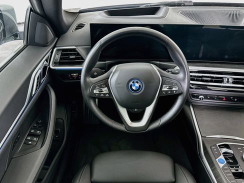 Used 2024 BMW i4 eDrive40 w/ Premium Package RWD image 18