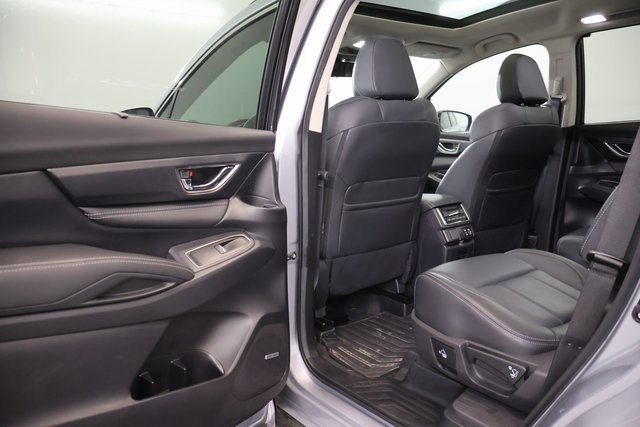 Certified 2025 Subaru Ascent Limited w/ Popular Package #1 AWD/4WD image 32