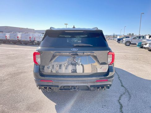 Used 2022 Ford Explorer ST w/ Equipment Group 401A image 6
