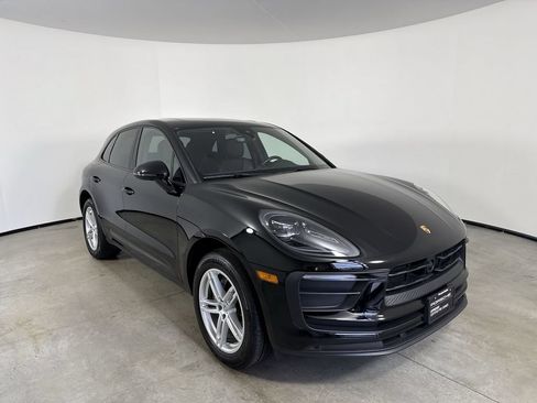 Certified 2024 Porsche Macan Turbo AWD/4WD image 9