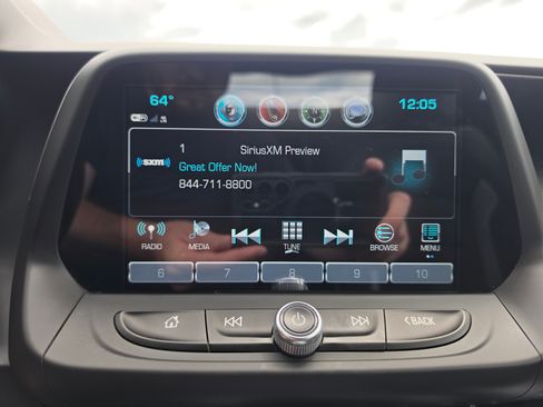 Used 2018 Chevrolet Camaro SS RWD image 32