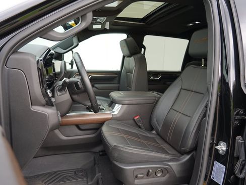 Certified 2024 Chevrolet Silverado 3500 High Country w/ High Country Premium Package AWD/4WD image 13
