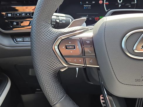 New 2026 Lexus TX 500h AWD image 21
