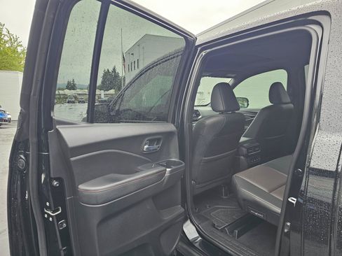 Used 2025 Honda Ridgeline Black Edition image 20