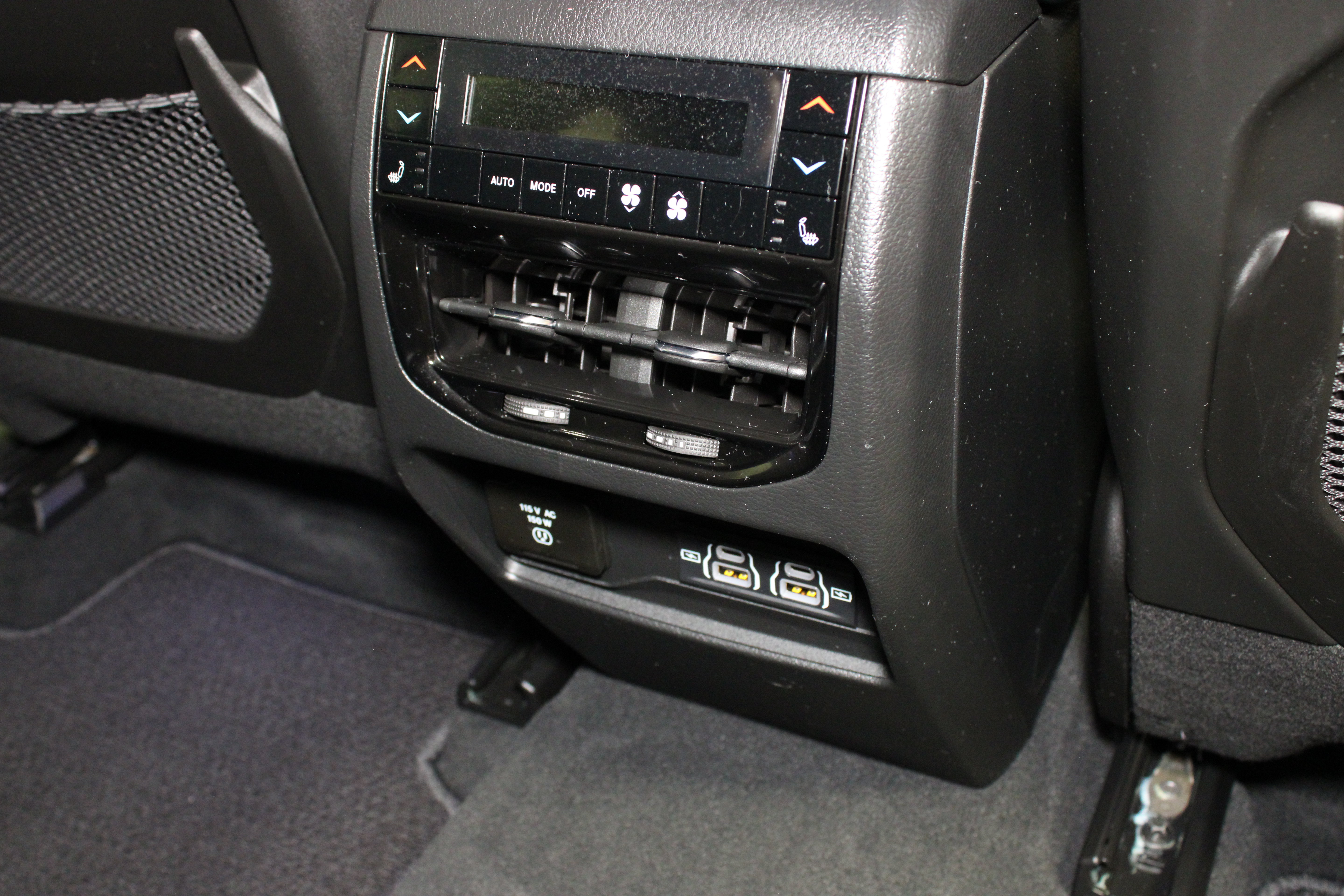 Used 2025 Jeep Grand Cherokee Summit w/ High Altitude Package AWD/4WD image 24