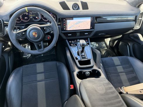 Certified 2023 Porsche Cayenne Turbo GT image 17