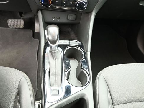 Used 2024 Buick Encore GX Preferred FWD image 15