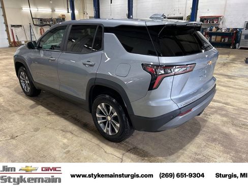 Used 2026 Chevrolet Equinox LT w/ Convenience Package II image 6