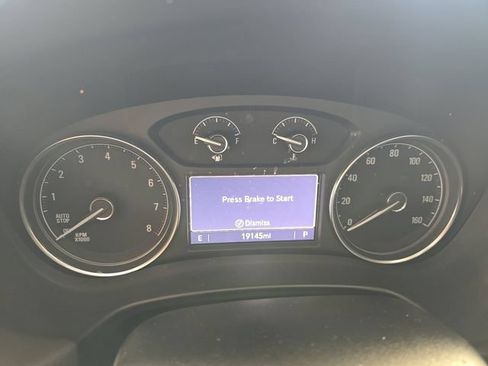 Used 2023 Buick Enclave Essence w/ Sport Touring Edition FWD image 11