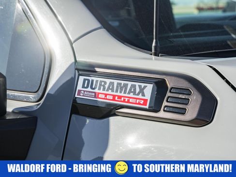 Used 2024 GMC Sierra 2500 AT4X w/ AT4X AEV Edition image 18