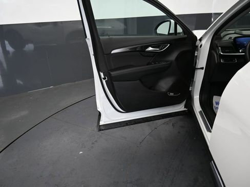 Used 2024 Buick Envision Preferred image 24