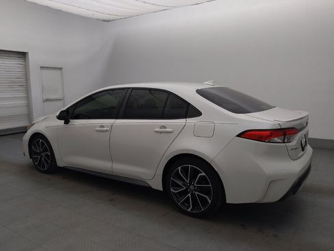 Used 2021 Toyota Corolla SE FWD image 3