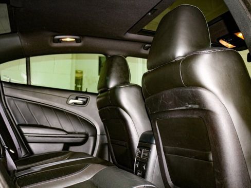 Used 2022 Dodge Charger SXT w/ Plus Group image 6