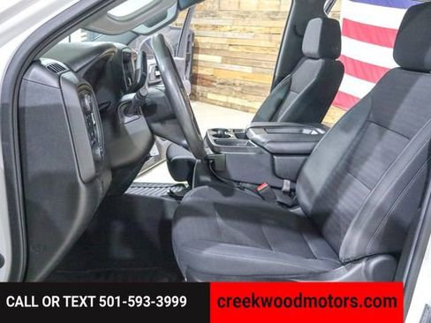 Used 2022 Chevrolet Silverado 2500 Custom w/ Custom Value Package image 8