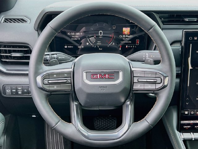 New 2027 GMC Terrain AT4 w/ Convenience Package III AWD/4WD image 7
