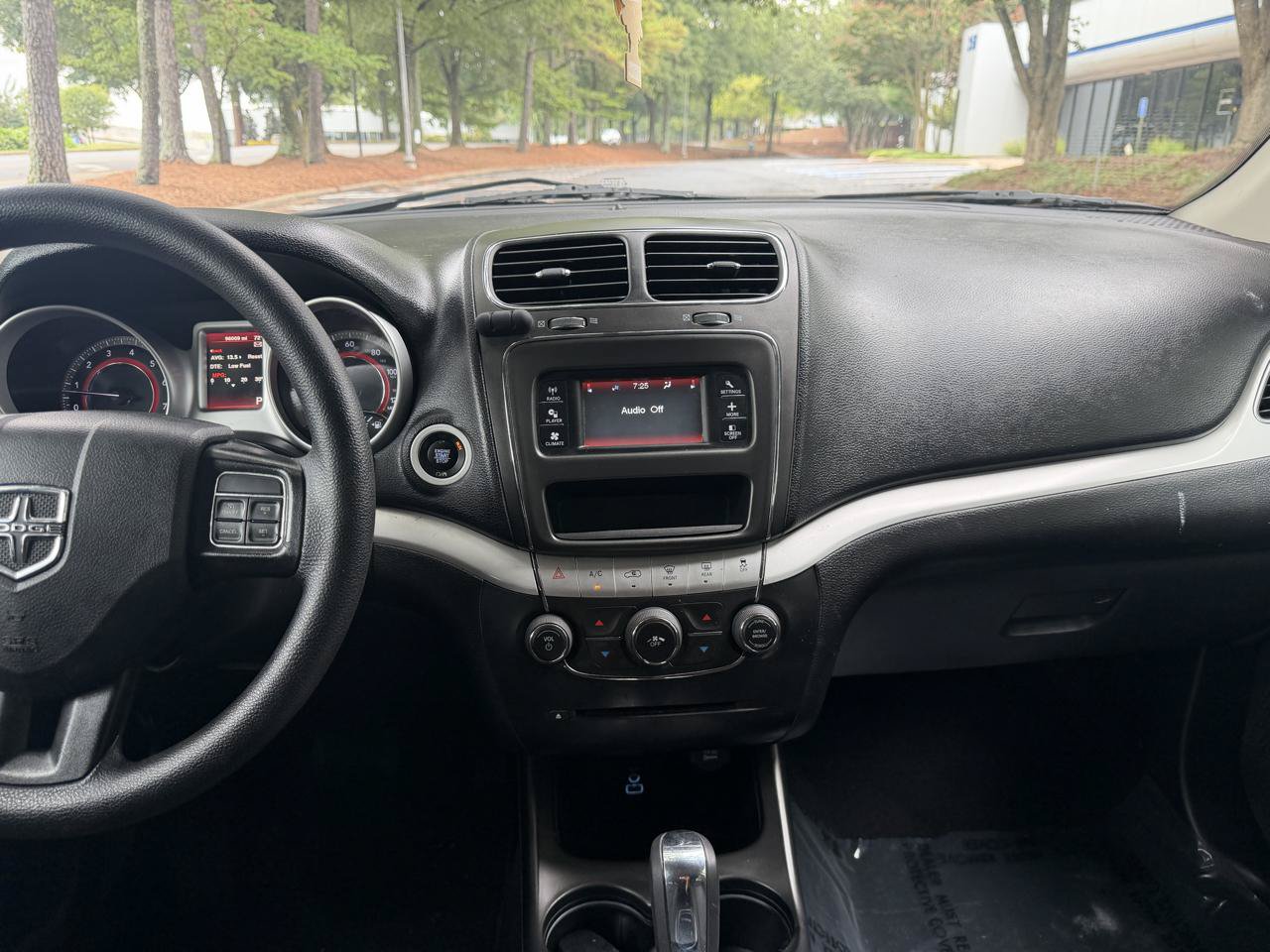 Used 2020 Dodge Journey SE w/ Blacktop Package FWD image 23