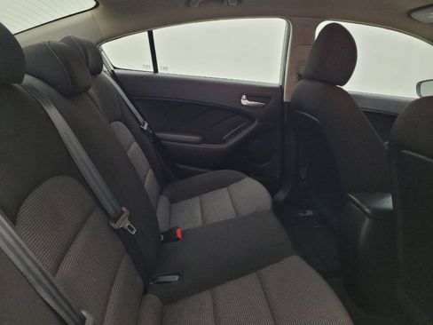 Used 2017 Kia Forte LX FWD image 19