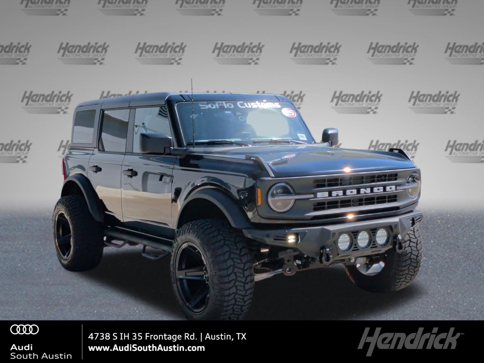Used 2025 Ford Bronco 4-Door AWD/4WD image 1
