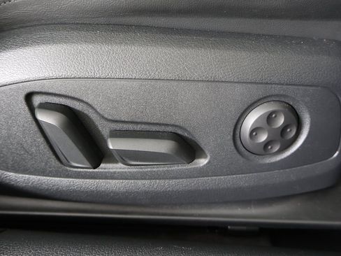 Used 2023 Audi A4 2.0T Premium Plus image 33