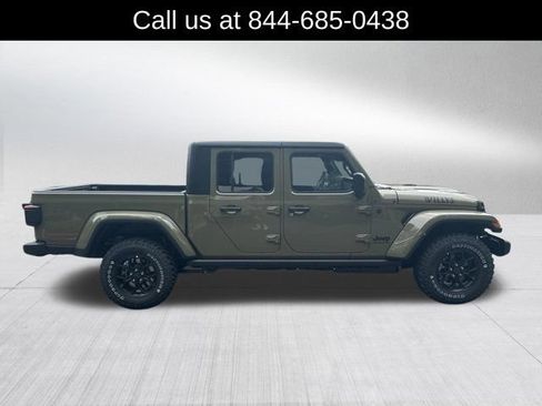 New 2026 Jeep Gladiator Sport AWD/4WD image 4