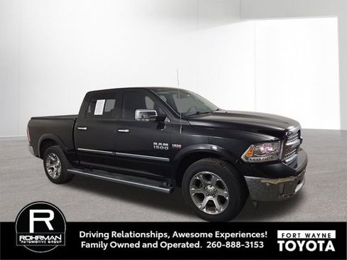 Used 2018 RAM 1500 Laramie w/ Convenience Group AWD/4WD image 6